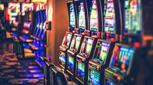 Philippine player enjoying live casino on mobile at jilino1 live